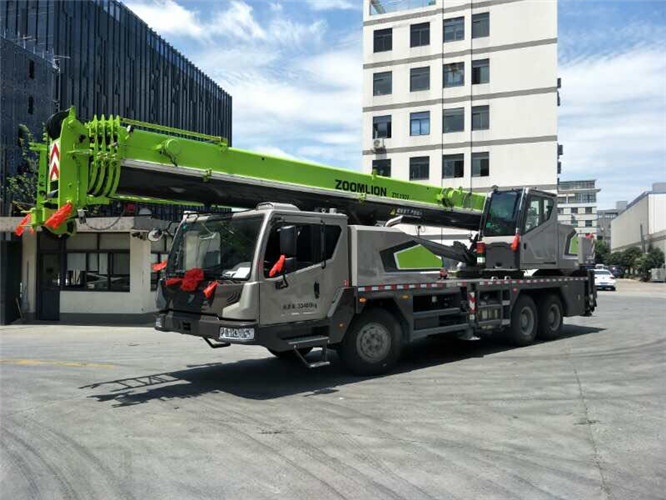 牙克石市随车吊师傅告诉你租赁随车吊车如何区分吨位